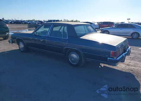 1983 Buick Lesabre Limited z USA, uszkodzony, nr VIN 1G4AP69Y6DX448408